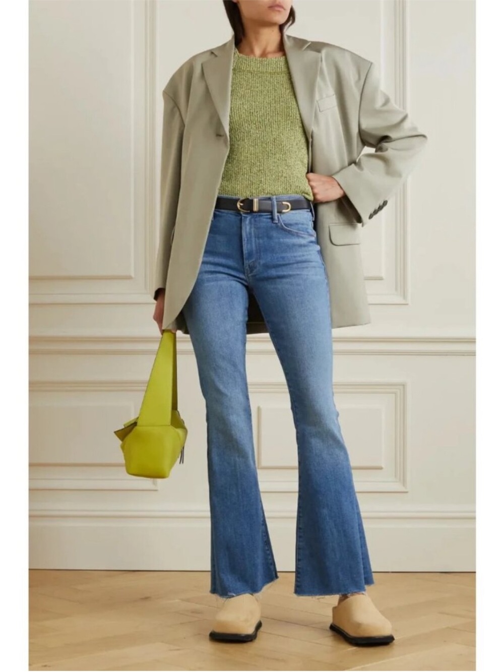 MOTHER Weekender Fray A groovy kind of Love Blue  Flare Jeans